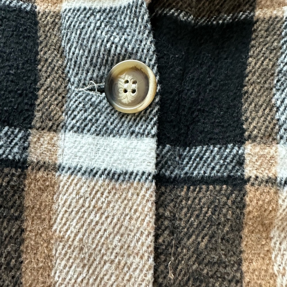 Oversized Flannel - Picture 5 of 5